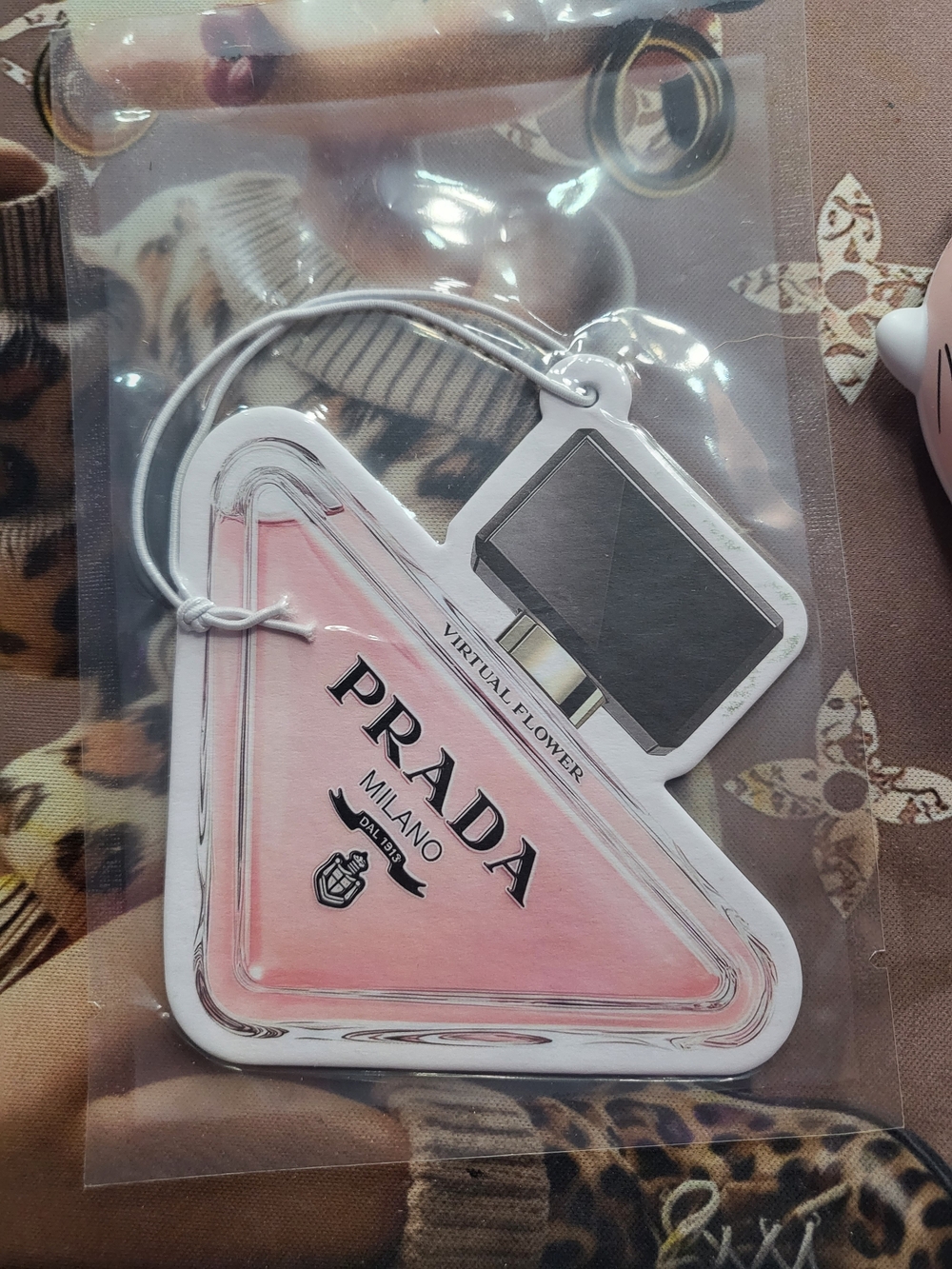 Cell Phones & Accessories - Subcategory Identification